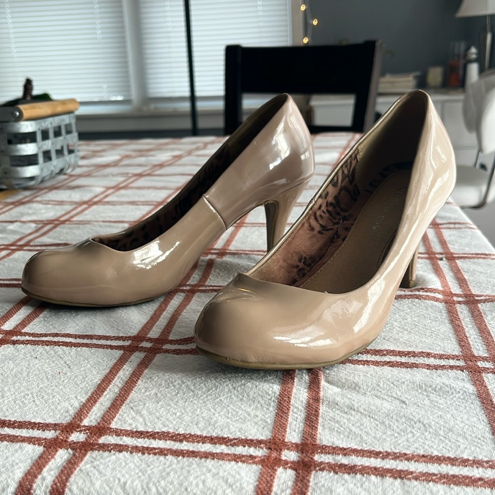 Women’s Nude Heels